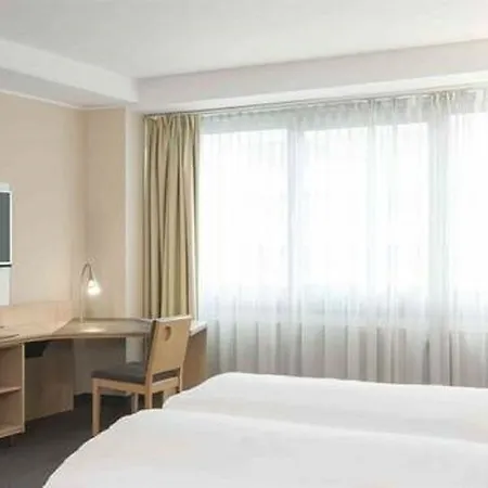 Nh Hotel 4*