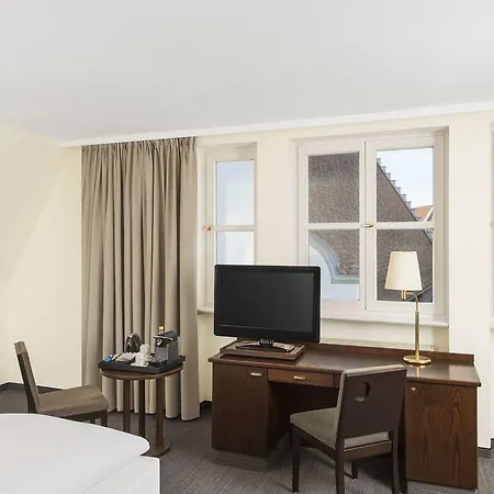 Nh Hotel 4*