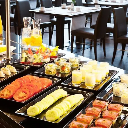 Nh 4* Ντίσελντορφ