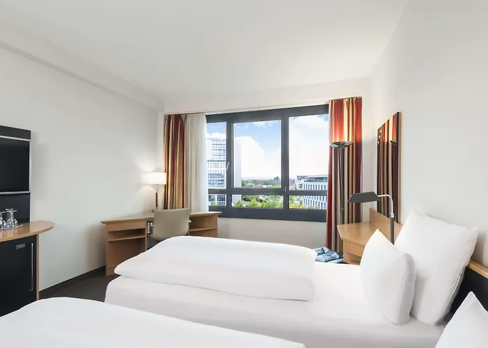 إن إتش مدينة 4*